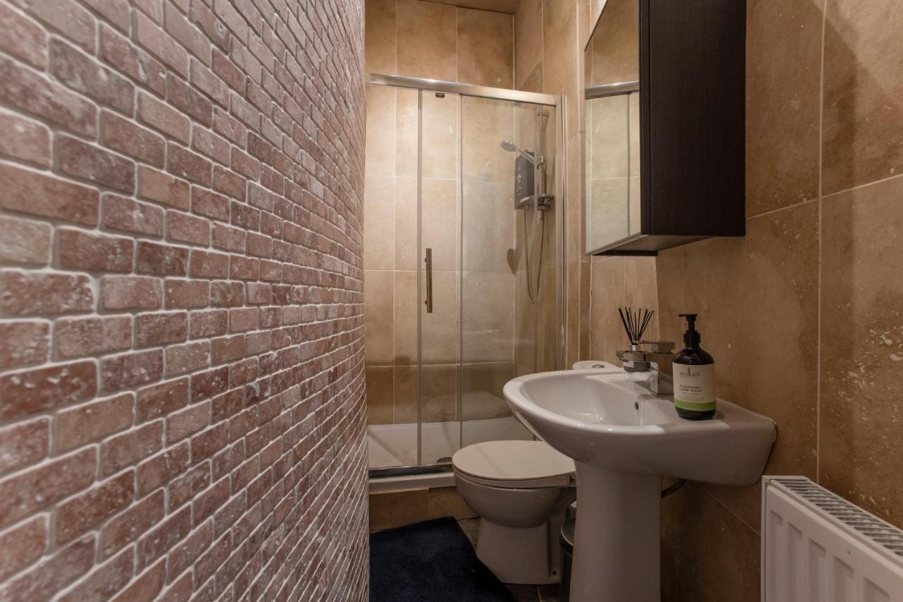 2 Bed In Great Location 15-20 Minutes Walk To Sec Daire Glasgow Dış mekan fotoğraf
